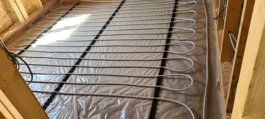 Pipe pattern on subfloor