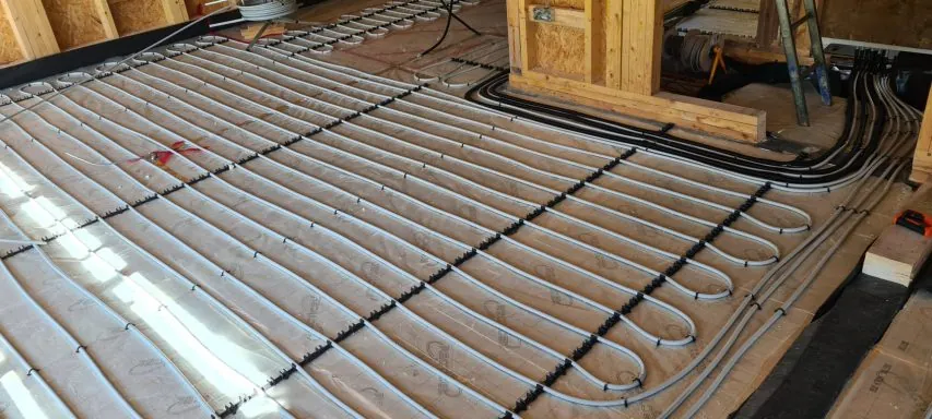 First-floor underfloor pipework